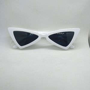 Women's White Retro Triangle Cat Eye Sunglasses